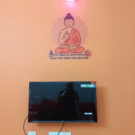Vj Villa Home Stay Orange Double Cot Room بونديتْشيري المظهر الخارجي الصورة