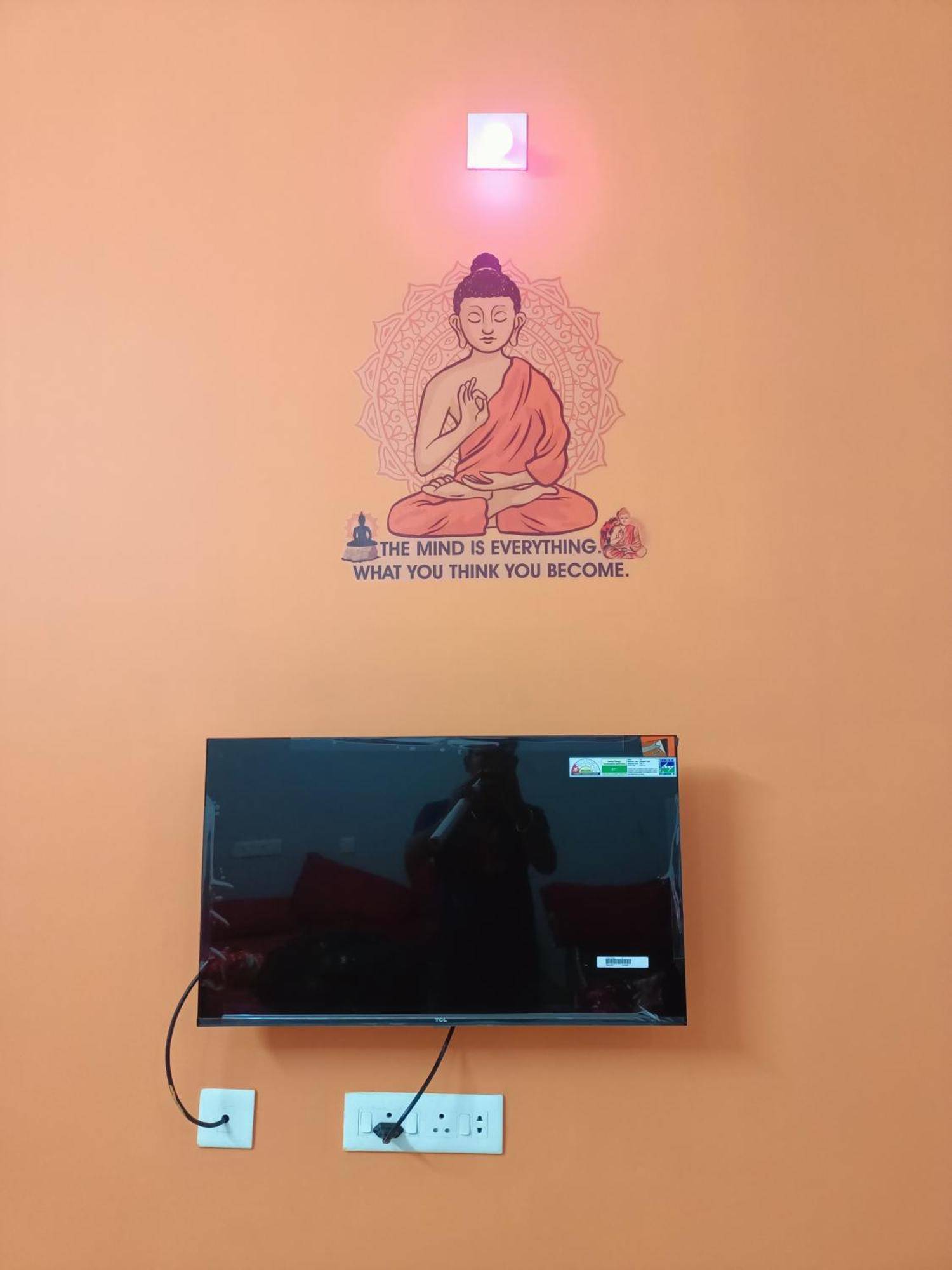 Vj Villa Home Stay Orange Double Cot Room بونديتْشيري المظهر الخارجي الصورة